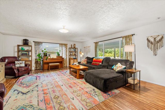 50 Redwood Avenue, Rio Dell, CA 95562