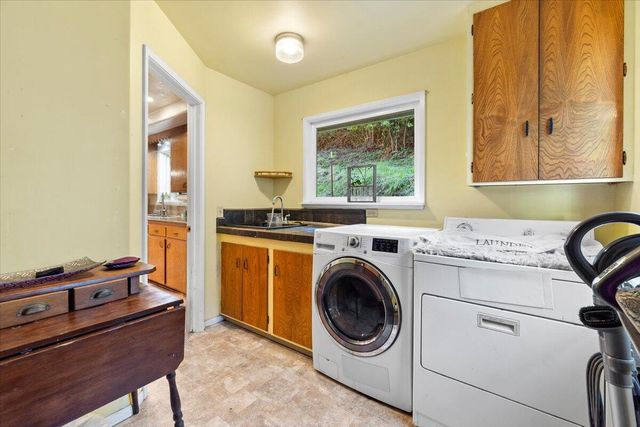 50 Redwood Avenue, Rio Dell, CA 95562