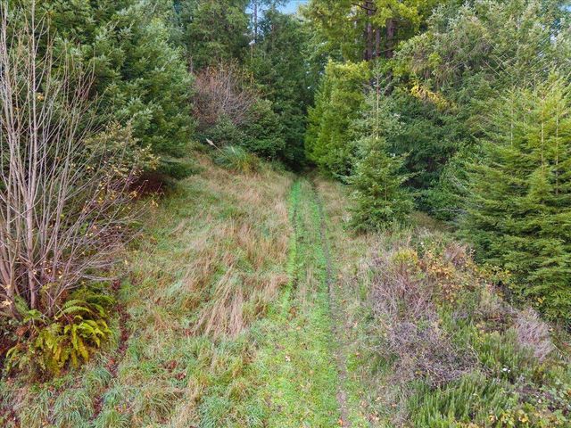 50 Redwood Avenue, Rio Dell, CA 95562