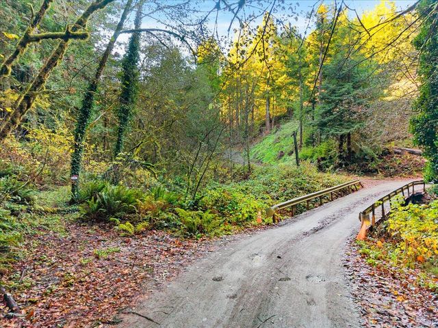 50 Redwood Avenue, Rio Dell, CA 95562