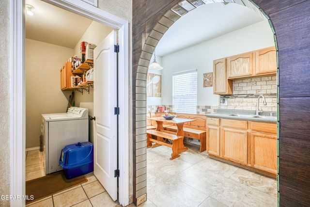 14320 Escalera Drive, Horizon City, TX 79928