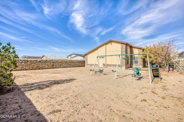 14320 Escalera Drive, Horizon City, TX 79928