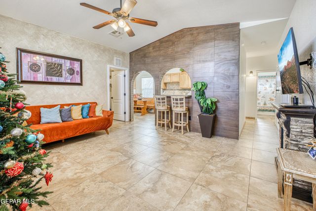 14320 Escalera Drive, Horizon City, TX 79928