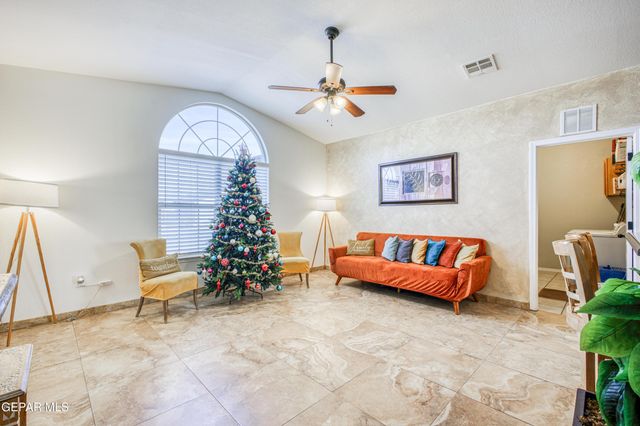 14320 Escalera Drive, Horizon City, TX 79928