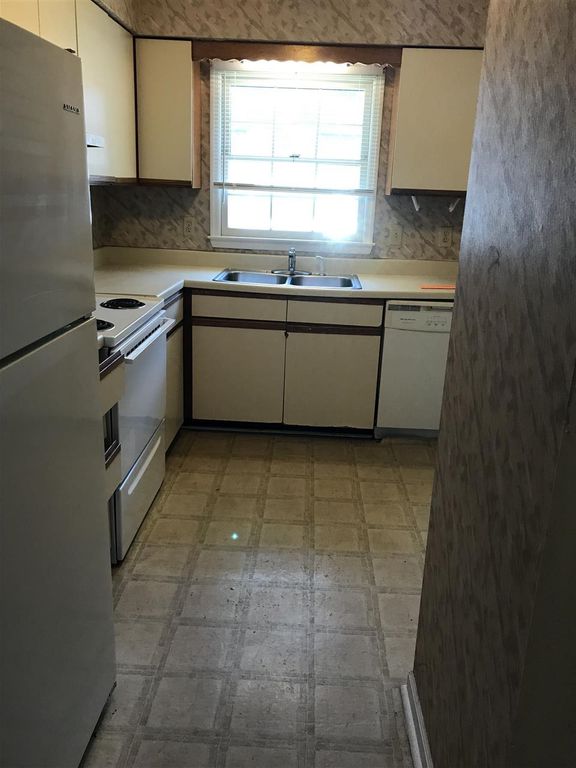 1025 Carolina Rd Apt CC3, Conway, SC 29526 — photo 2