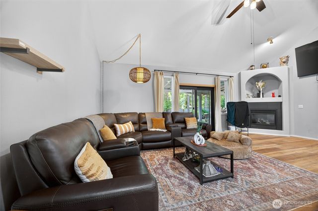 20511 SE 261st Place, Covington, WA 98042