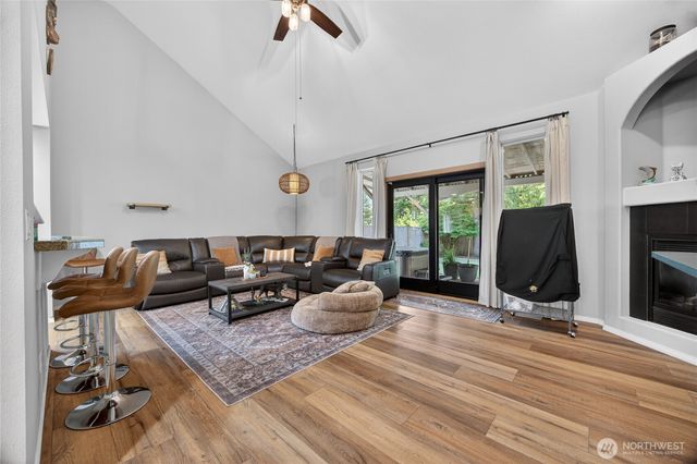 20511 SE 261st Place, Covington, WA 98042