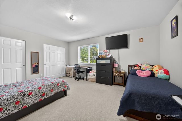 20511 SE 261st Place, Covington, WA 98042