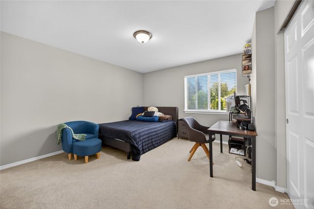20511 SE 261st Place, Covington, WA 98042