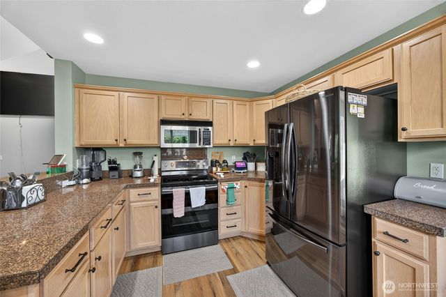 20511 SE 261st Place, Covington, WA 98042