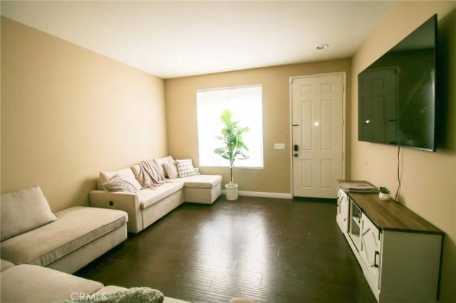 26982 Back Bay Drive, Menifee, CA 92585