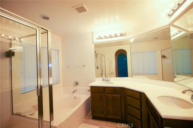 26982 Back Bay Drive, Menifee, CA 92585