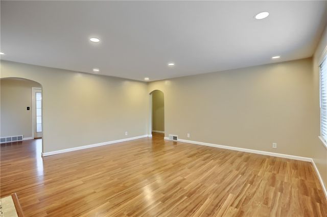 1145 Dutch Ridge Rd, Brighton Twp, PA 15009