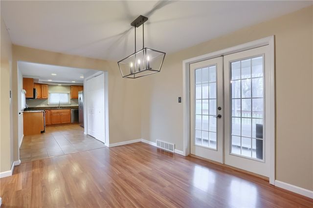 1145 Dutch Ridge Rd, Brighton Twp, PA 15009