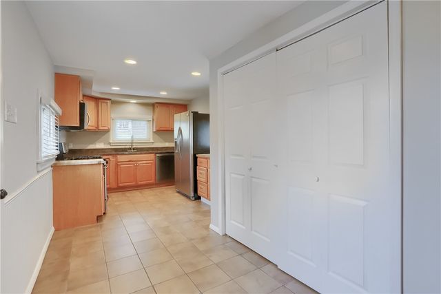 1145 Dutch Ridge Rd, Brighton Twp, PA 15009