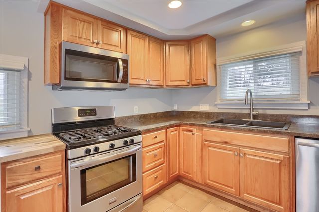 1145 Dutch Ridge Rd, Brighton Twp, PA 15009