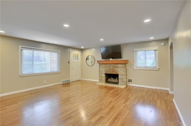 1145 Dutch Ridge Rd, Brighton Twp, PA 15009