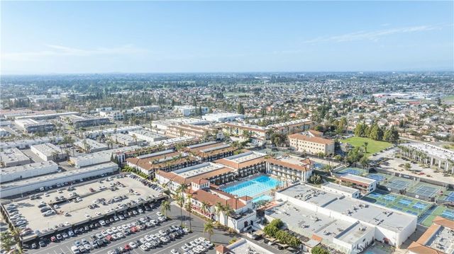 17200 Newhope Street 11A, Fountain Valley, CA 92708