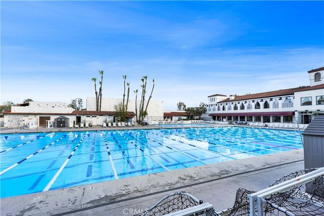 17200 Newhope Street 11A, Fountain Valley, CA 92708