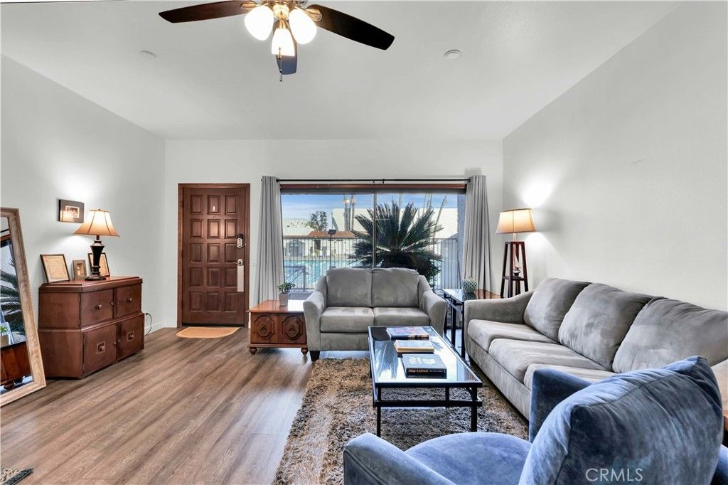 17200 Newhope Street 11A, Fountain Valley, CA 92708