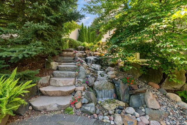 13291 Danner Path, Rosemount, MN 55068