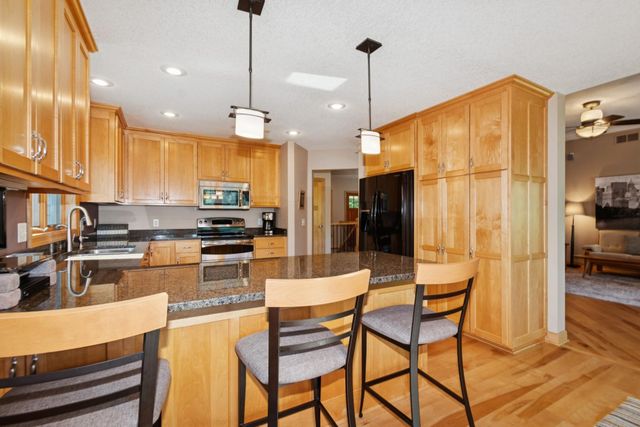 13291 Danner Path, Rosemount, MN 55068