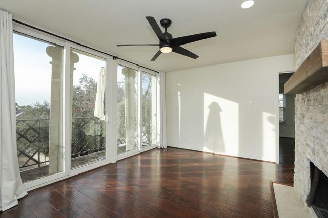 2333 Bering Drive 336, Houston, TX 77057