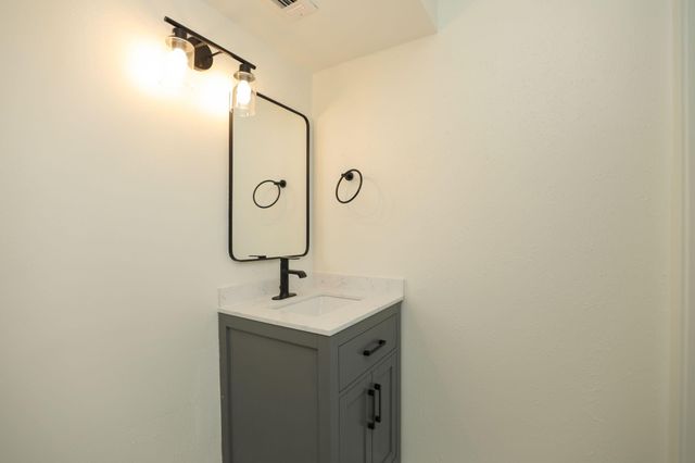 2333 Bering Drive 336, Houston, TX 77057