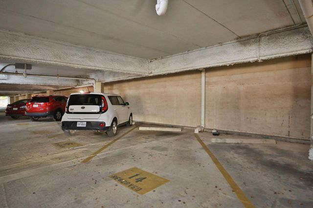 2333 Bering Drive 336, Houston, TX 77057