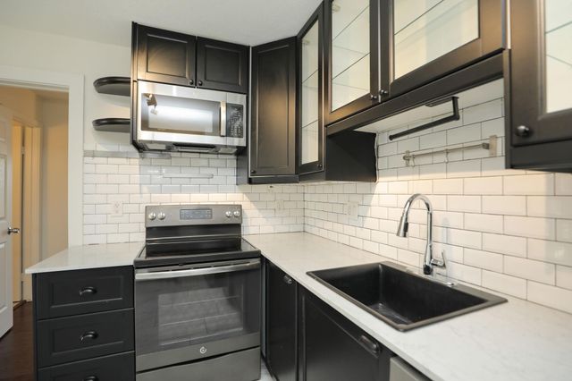 2333 Bering Drive 336, Houston, TX 77057