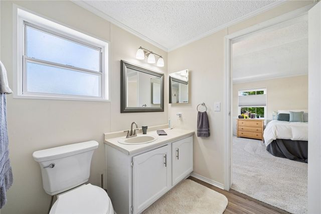 801 Clover Ln, Murrysville, PA 15668