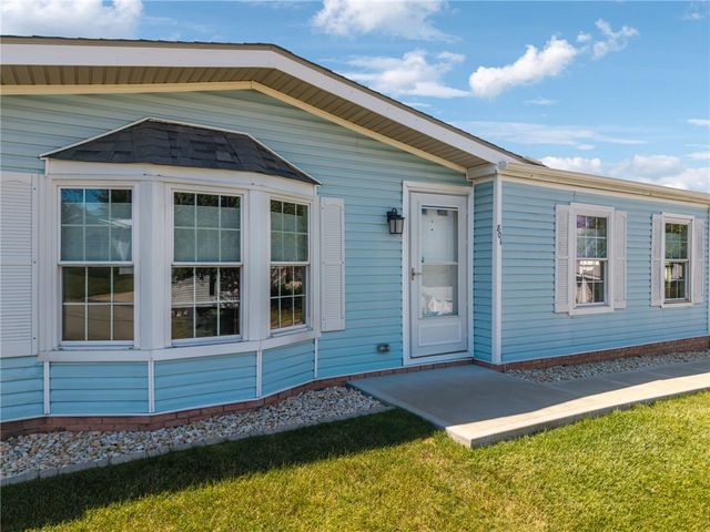 801 Clover Ln, Murrysville, PA 15668