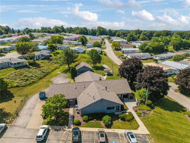 801 Clover Ln, Murrysville, PA 15668