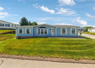 801 Clover Ln, Murrysville, PA 15668
