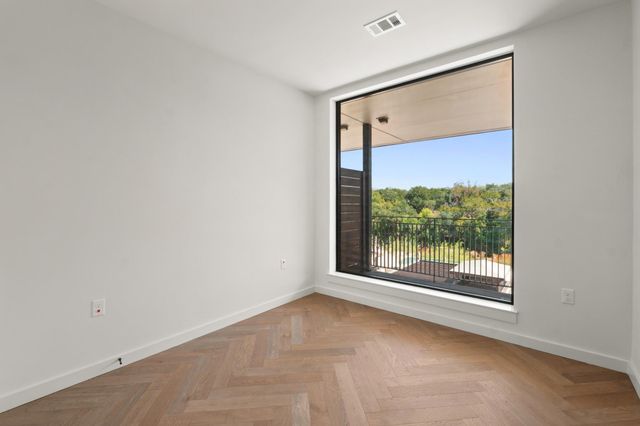 2209 S 1st ST 335, Austin, TX 78704