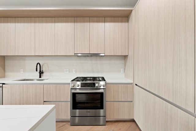 2209 S 1st ST 335, Austin, TX 78704