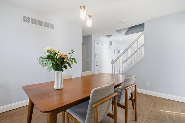 3256 Monument Drive, Ann Arbor, MI 48108