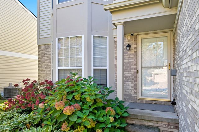 3256 Monument Drive, Ann Arbor, MI 48108