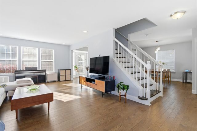 3256 Monument Drive, Ann Arbor, MI 48108