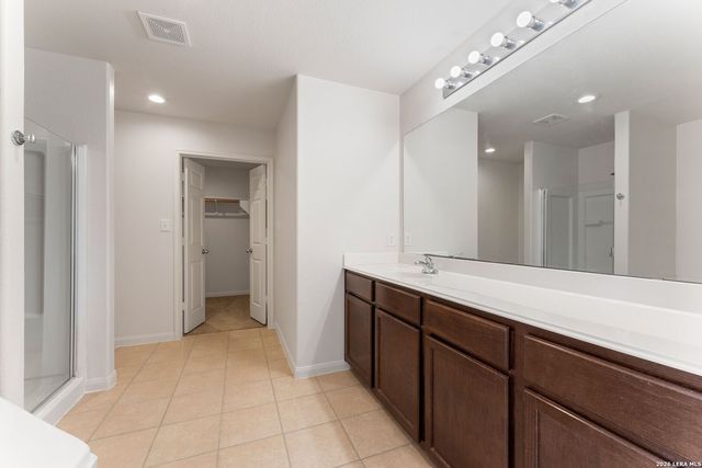 11802 Luckey Flower, San Antonio, TX 78252