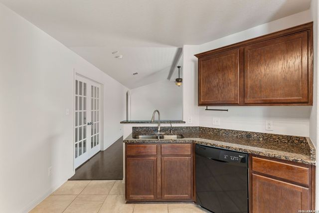 11802 Luckey Flower, San Antonio, TX 78252