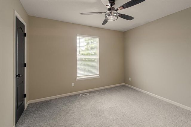 3207 Steel Wheel Drive, Harrisonville, MO 64701
