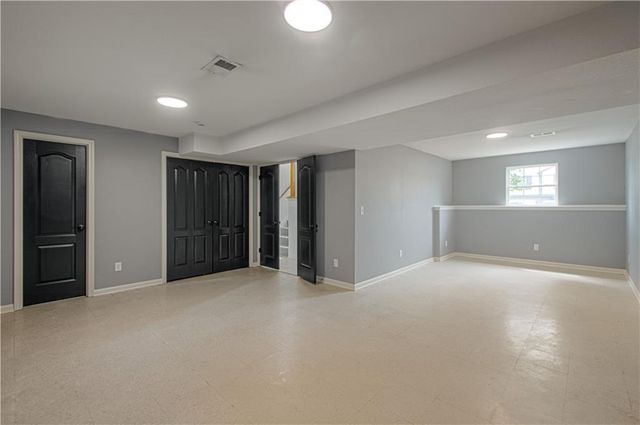 3207 Steel Wheel Drive, Harrisonville, MO 64701