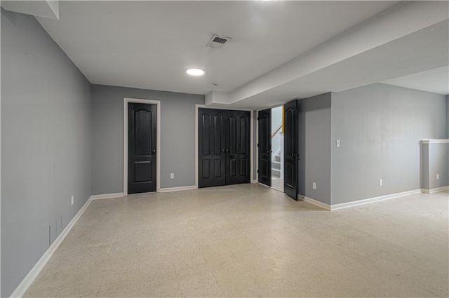3207 Steel Wheel Drive, Harrisonville, MO 64701