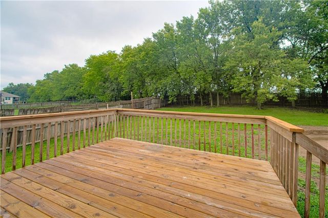 3207 Steel Wheel Drive, Harrisonville, MO 64701
