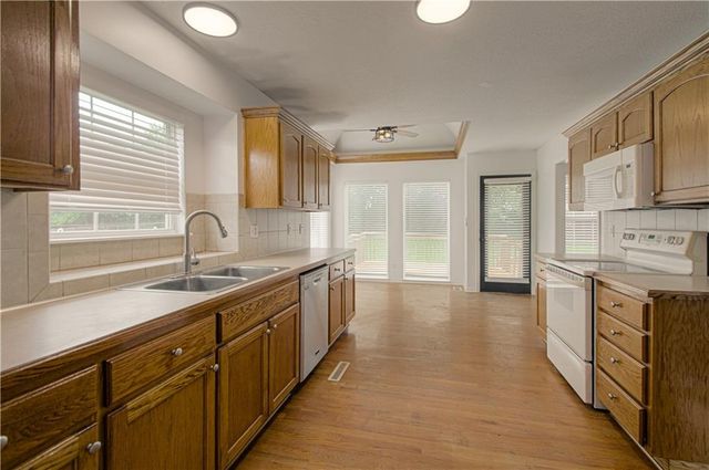3207 Steel Wheel Drive, Harrisonville, MO 64701