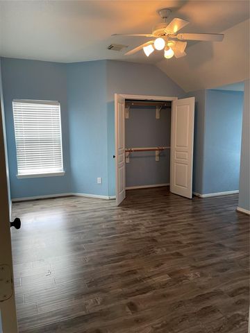 3128 Red Maple Drive, Friendswood, TX 77546