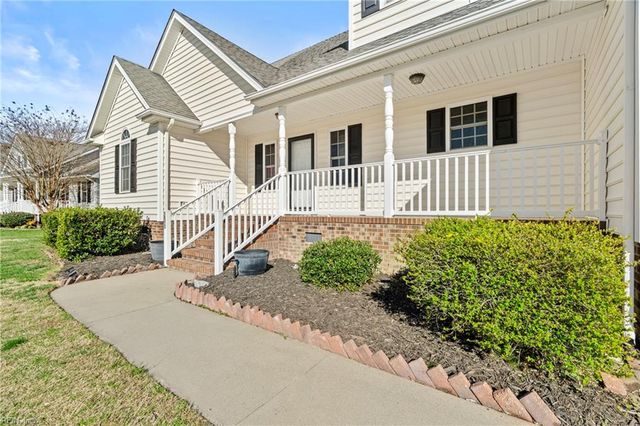 206 Grand View DR, Elizabeth City, NC 27909