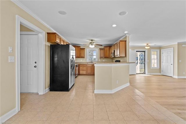 206 Grand View DR, Elizabeth City, NC 27909