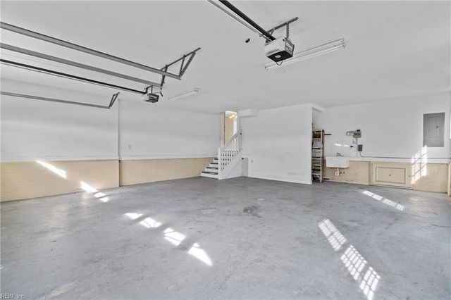 206 Grand View DR, Elizabeth City, NC 27909